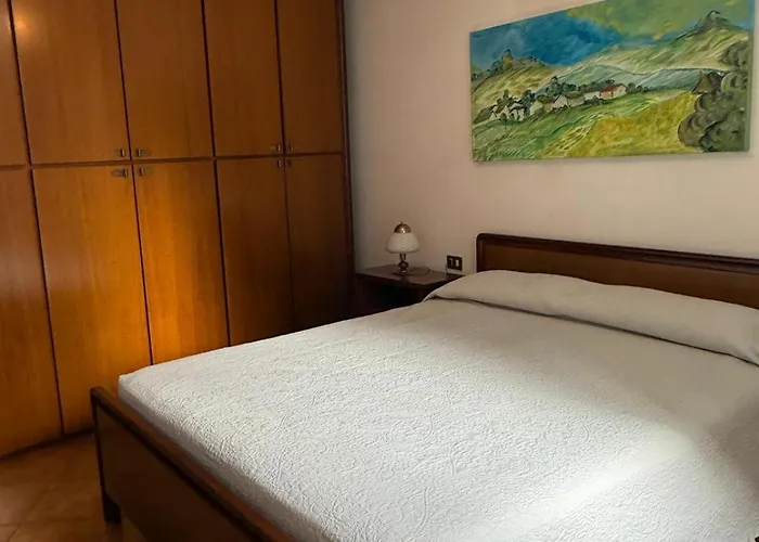 度假居 Con Giardino E Posto Auto *