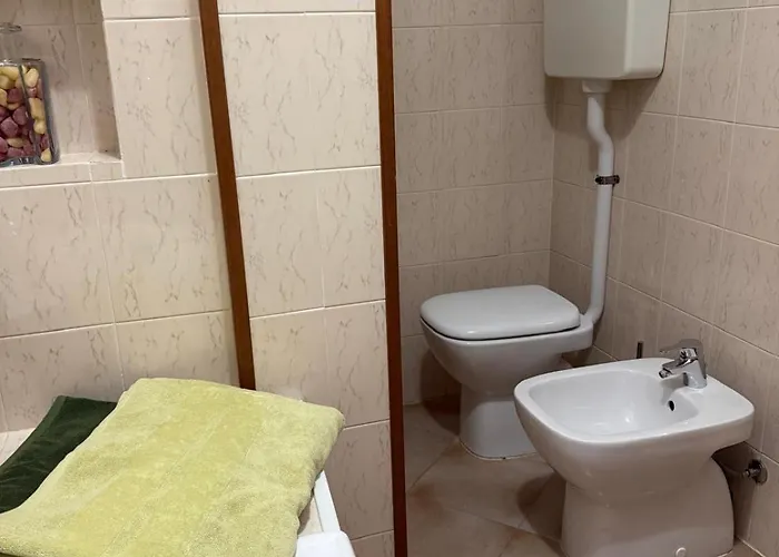 Con Giardino E Posto Auto *